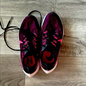 Nike Women’s Zoom Running Shoes Size 7